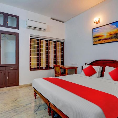 Hotel O Poptavern Heritage Kovalam Exterior foto
